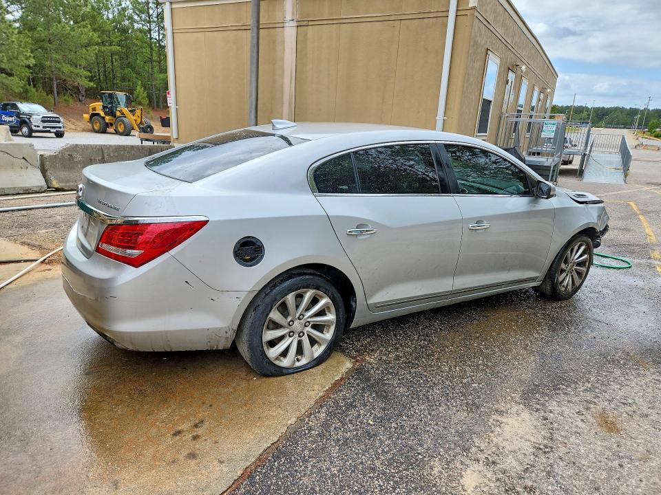 2015 Buick Lacrosse მანქანა იყიდება აუქციონზე, vin: 1G4GA5G33FF151490, აუქციონის ნომერი: 53303726
