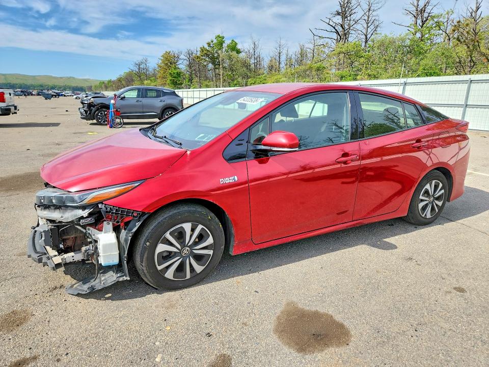 Продажа на аукционе авто 2018 Toyota Prius Prime, vin: JTDKARFP0J3077952, номер лота: 54335936