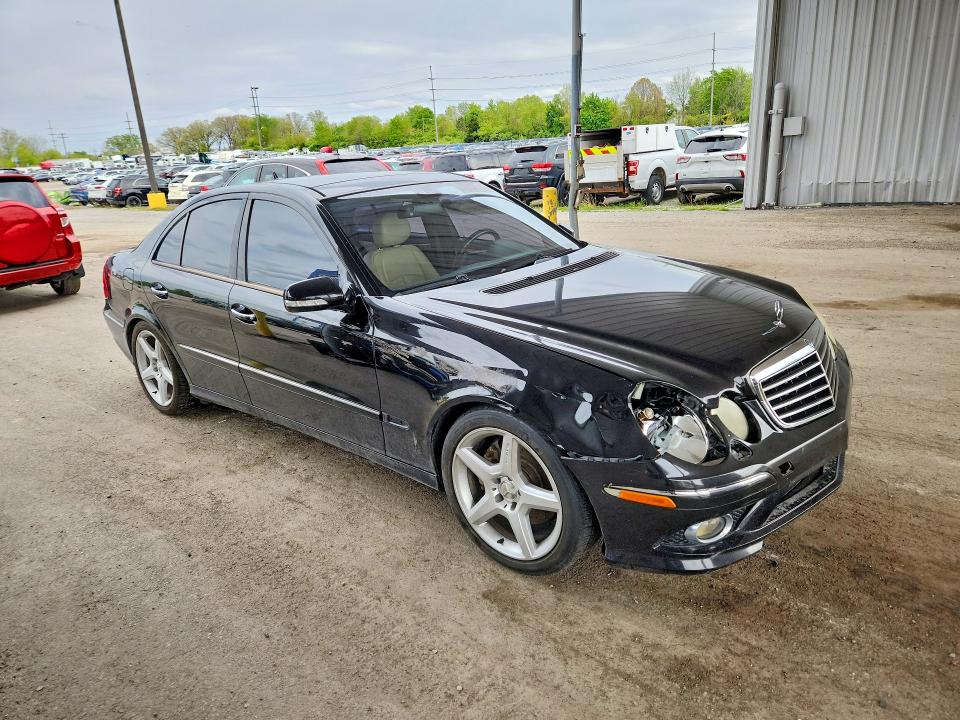 Продажа на аукционе авто 2007 Mercedes-benz E, vin: WDBUF56X97B057795, номер лота: 52688716