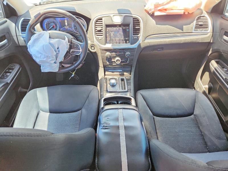 53585296 :رقم المزاد ، 2C3CCAAG7KH614147 vin ، 2019 Chrysler 300 مزاد بيع