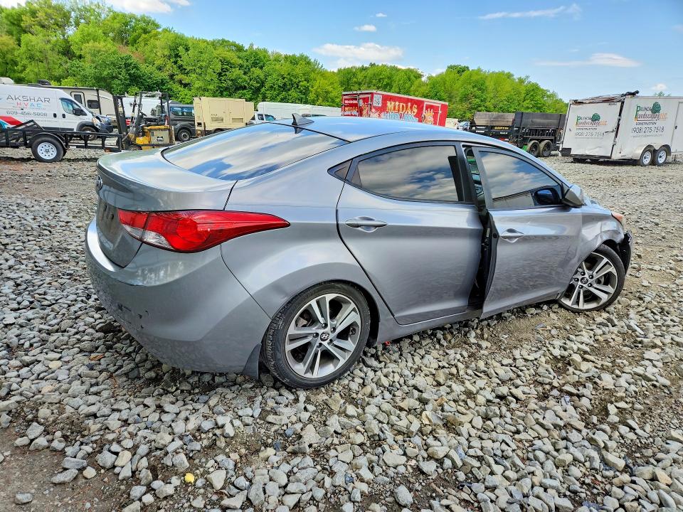 Продаж на аукціоні авто 2013 Hyundai Elantra, vin: KMHDH4AE7DU556330, номер лоту: 53056946