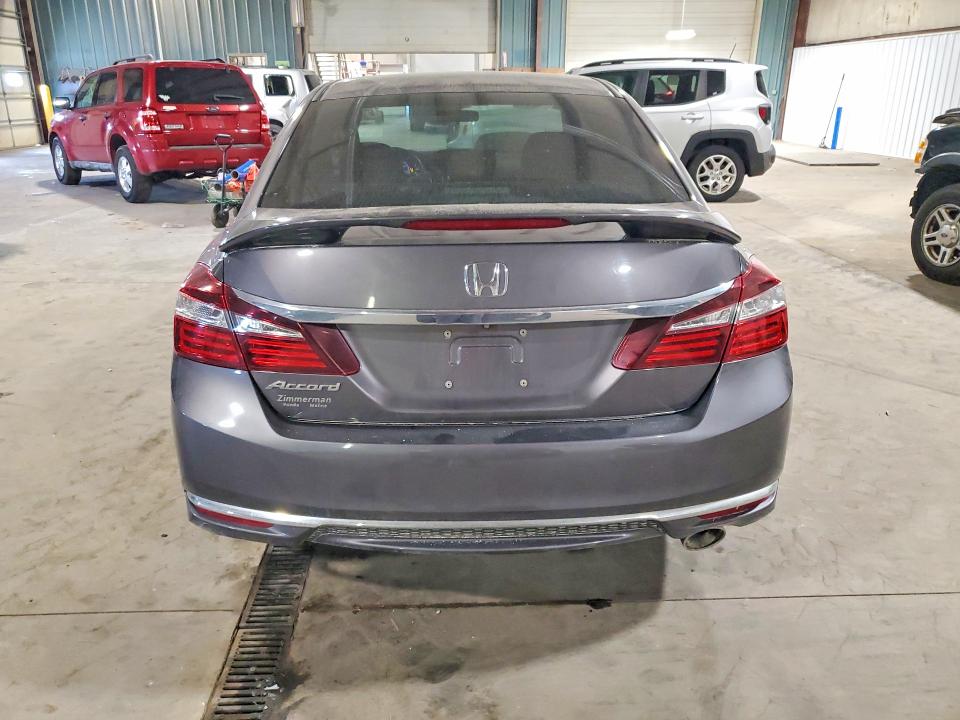55339836 :رقم المزاد ، 1HGCR2E30GA108108 vin ، 2016 Honda Accord مزاد بيع