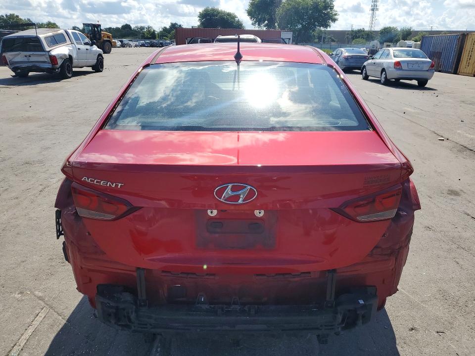 2020 Hyundai Accent მანქანა იყიდება აუქციონზე, vin: 3KPC24A6XLE122295, აუქციონის ნომერი: 53981106
