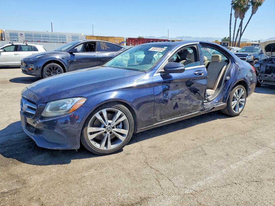2018 Mercedes-benz C მანქანა იყიდება აუქციონზე, vin: 55SWF4JB6JU263868, აუქციონის ნომერი: 53237226