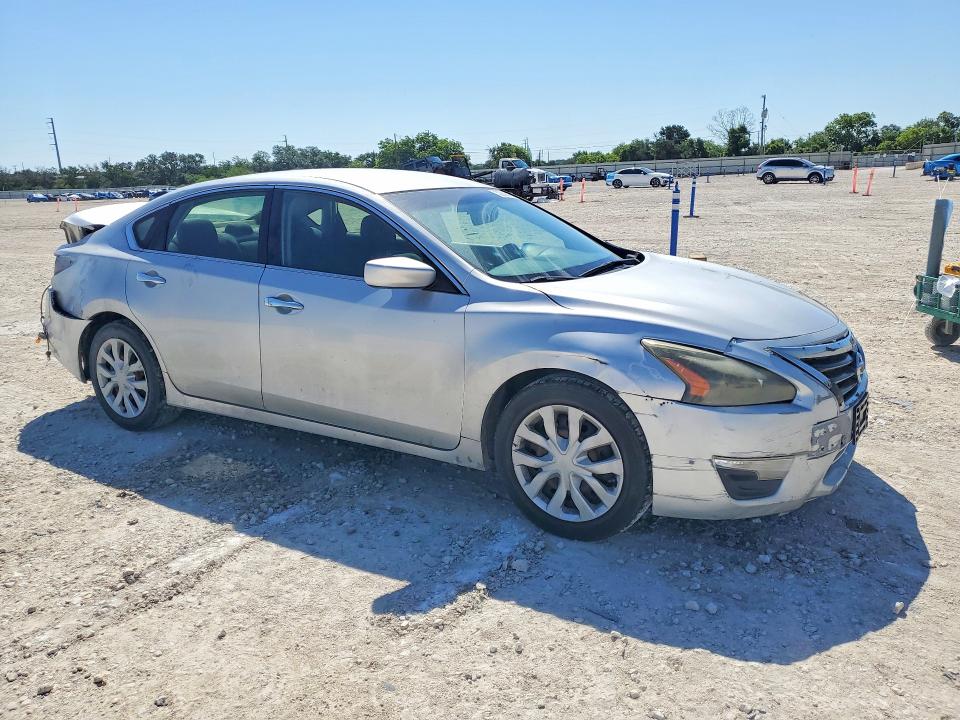 2014 Nissan Altima მანქანა იყიდება აუქციონზე, vin: 1N4AL3AP9EN337713, აუქციონის ნომერი: 53536316