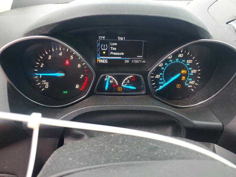 2014 Ford Escape მანქანა იყიდება აუქციონზე, vin: 1FMCU9GXXEUB06685, აუქციონის ნომერი: 54816686