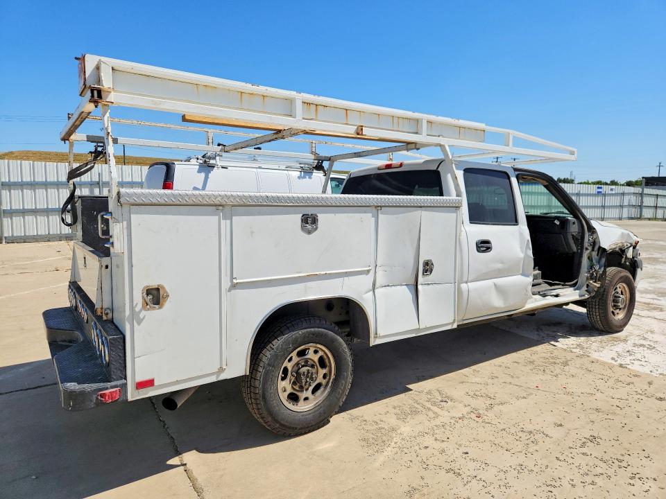 2002 Gmc Sierra მანქანა იყიდება აუქციონზე, vin: 1GDHC23U12F243039, აუქციონის ნომერი: 53916176