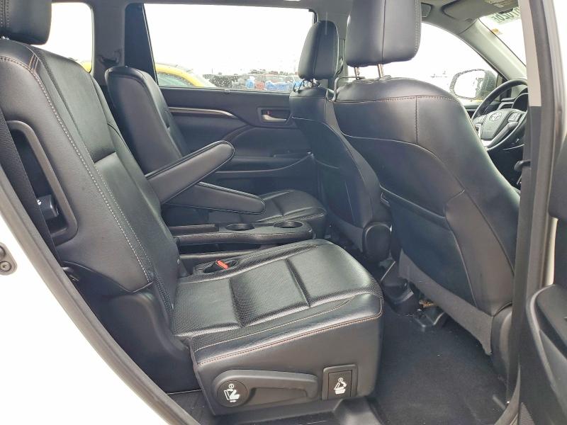 Продажа на аукционе авто 2014 Toyota Highlander, vin: 5TDDKRFH8ES031787, номер лота: 53267626