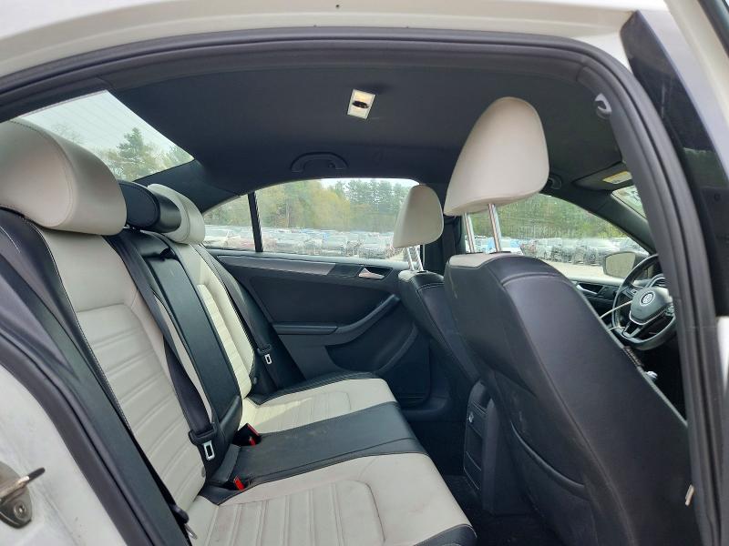 52676576 :رقم المزاد ، 3VWD17AJ0GM305209 vin ، 2016 Volkswagen Jetta مزاد بيع