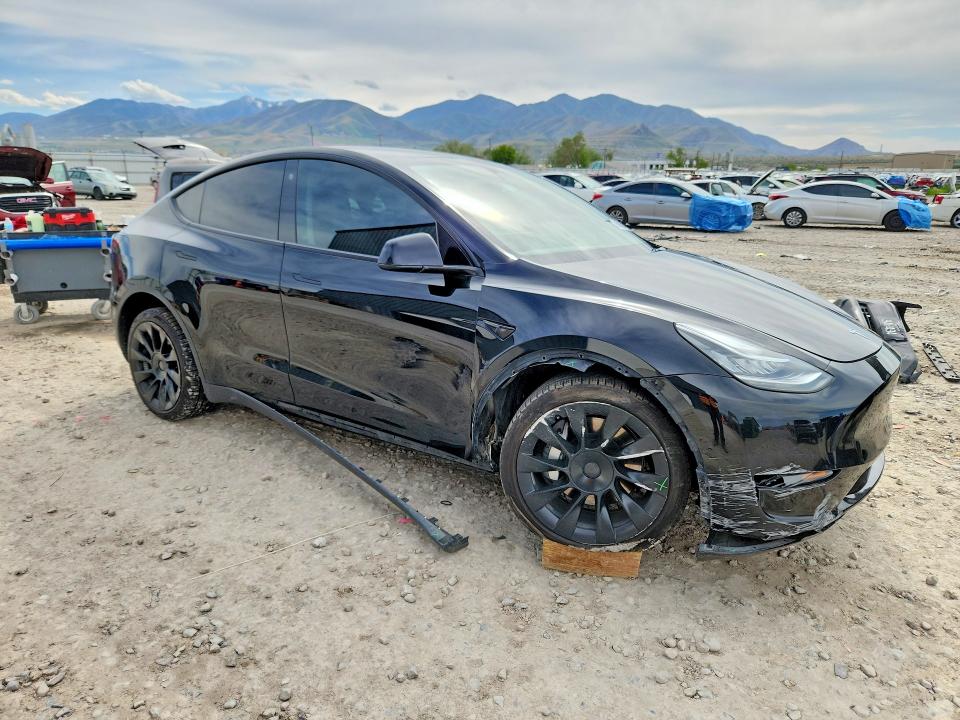Продажа на аукционе авто 2022 Tesla Mdl Y, vin: 7SAYGDEE6NF447826, номер лота: 52896366