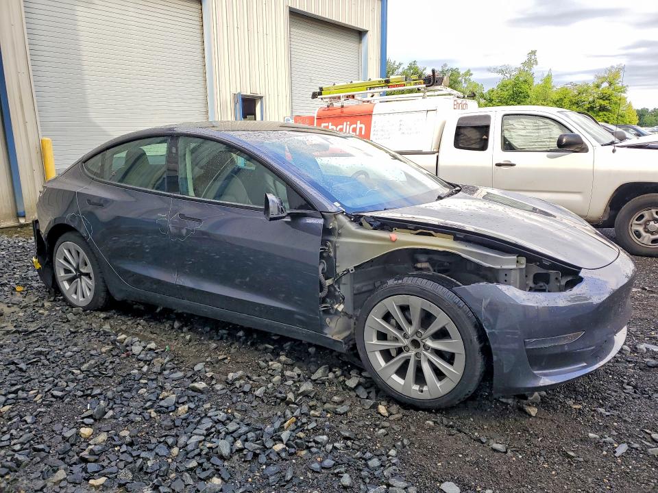 2022 Tesla Model 3 მანქანა იყიდება აუქციონზე, vin: 5YJ3E1EA6NF370318, აუქციონის ნომერი: 51918626