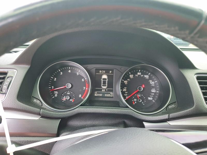55194896 :رقم المزاد ، 1VWDT7A38HC073022 vin ، 2017 Volkswagen Passat مزاد بيع
