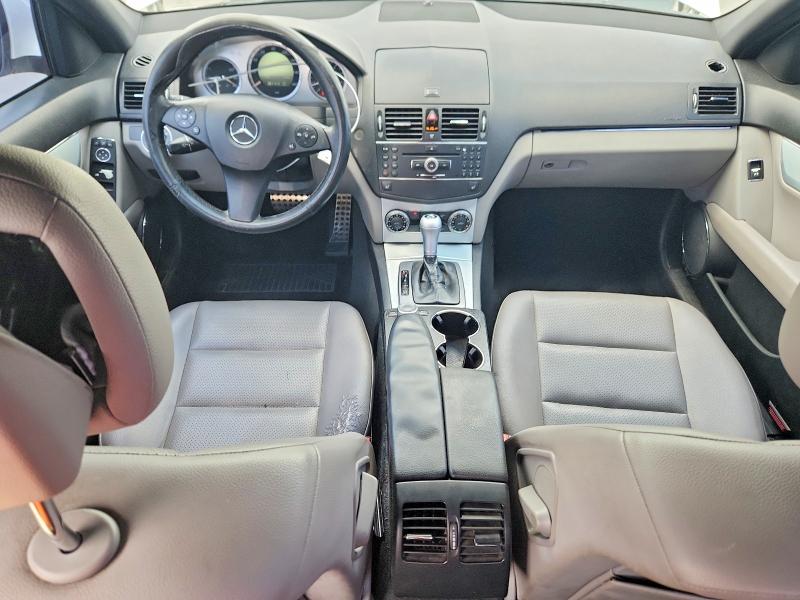 54279636 :رقم المزاد ، WDDGF54X78F057375 vin ، 2008 Mercedes-benz C مزاد بيع