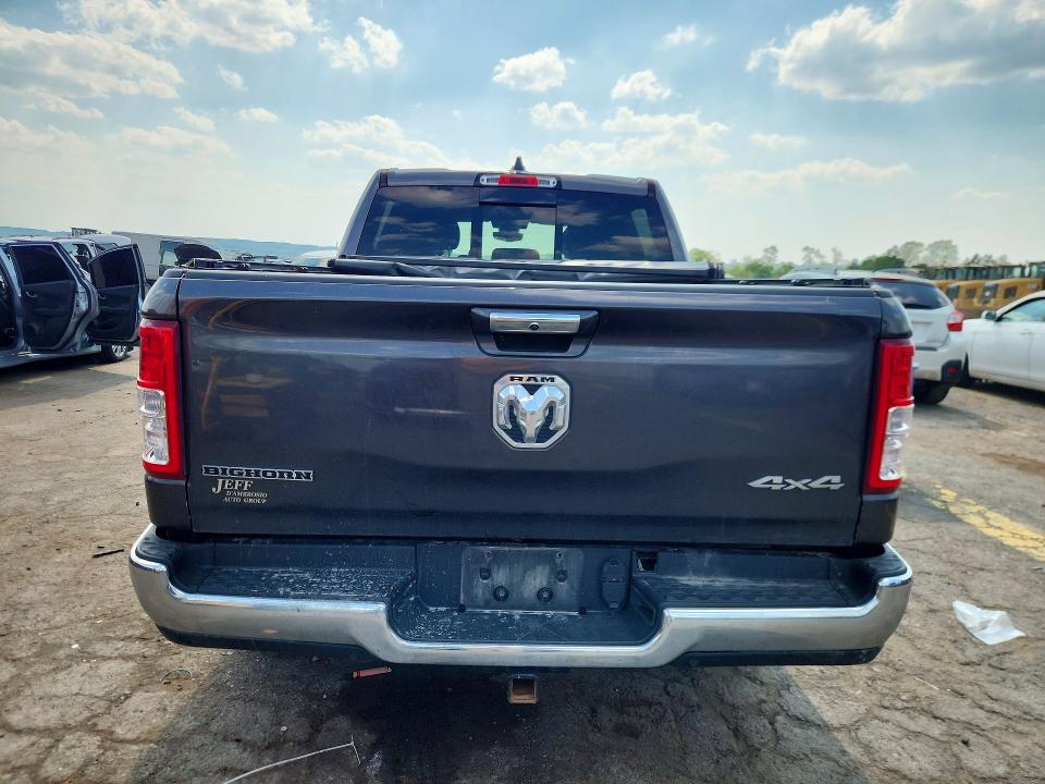 53705876 :رقم المزاد ، 1C6RRFFGXKN823598 vin ، 2019 Ram 1500 مزاد بيع