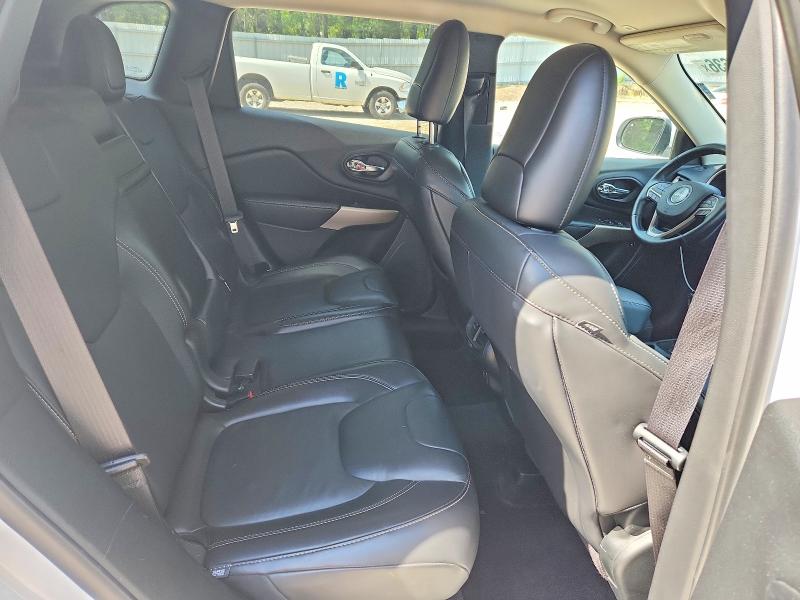 55378636 :رقم المزاد ، 1C4PJLDB3JD563580 vin ، 2018 Jeep Cherokee مزاد بيع