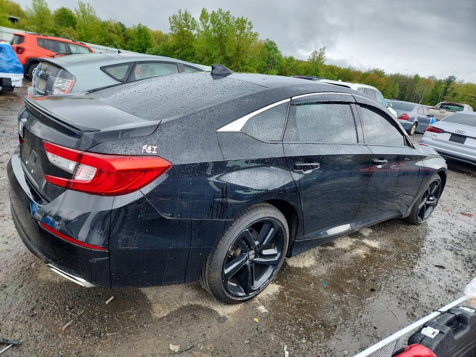 Продаж на аукціоні авто 2018 Honda Accord, vin: 1HGCV1F32JA126055, номер лоту: 52740416