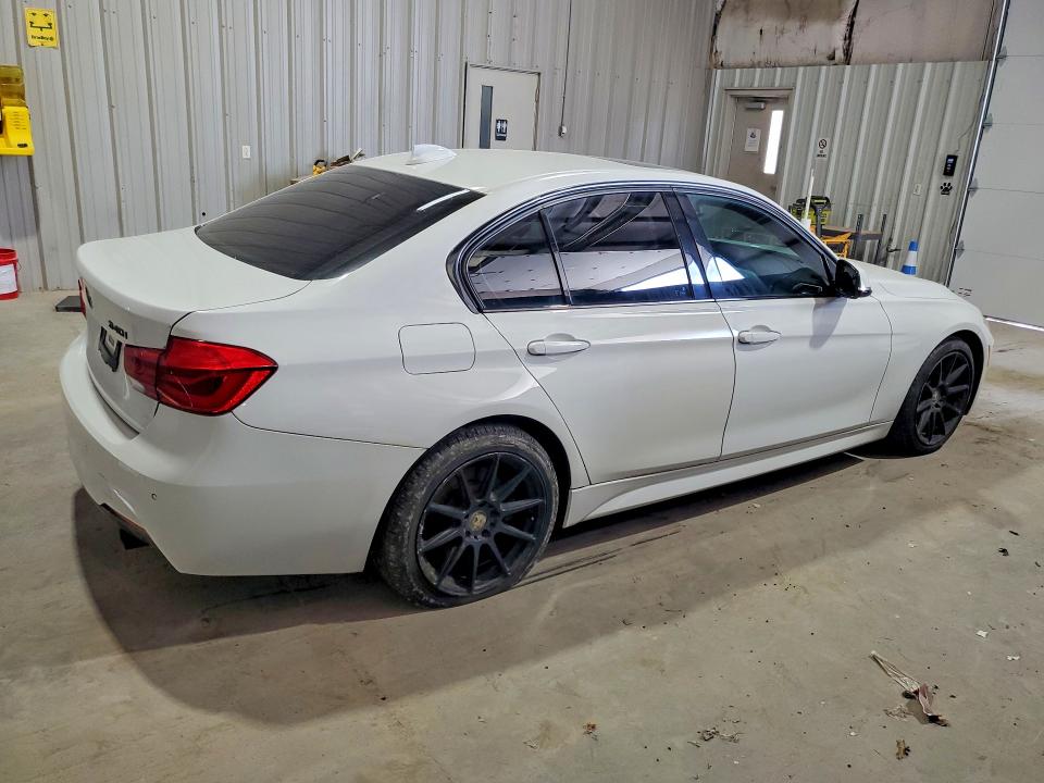 54191236 :رقم المزاد ، WBA8B7C32HA190091 vin ، 2017 Bmw 340 مزاد بيع