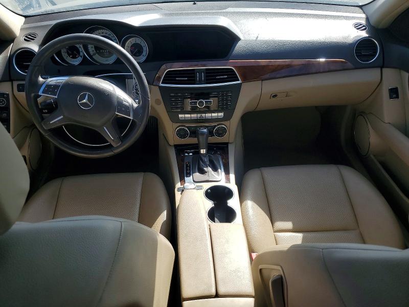 Продаж на аукціоні авто 2012 Mercedes-benz C, vin: WDDGF4HB5CR228091, номер лоту: 54176356