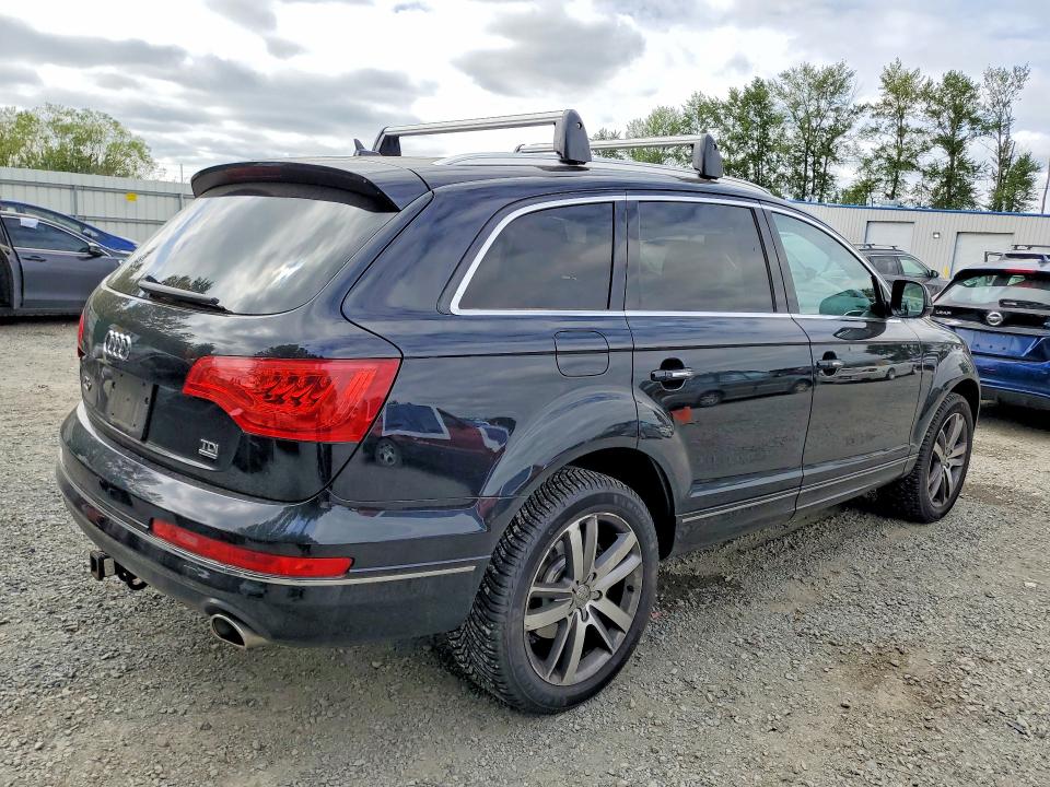 2015 Audi Q7 მანქანა იყიდება აუქციონზე, vin: WA1LMAFE6FD029685, აუქციონის ნომერი: 52736066