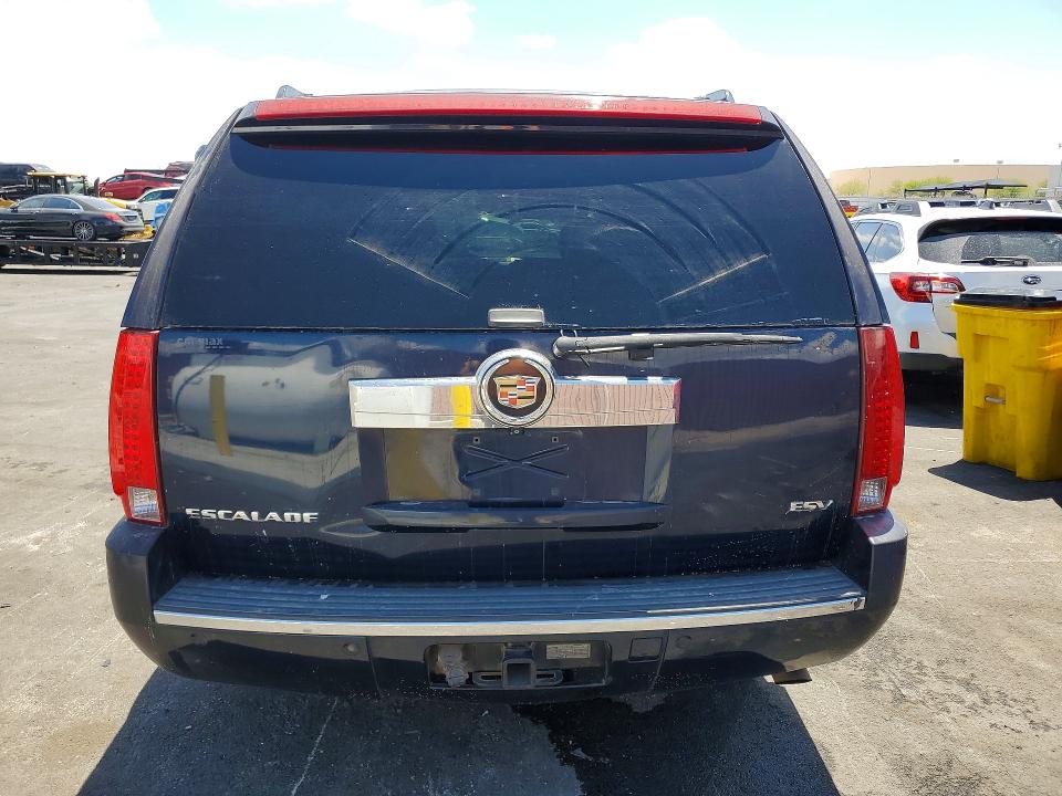 2007 Cadillac Escalade მანქანა იყიდება აუქციონზე, vin: 1GYFK668X7R298383, აუქციონის ნომერი: 55538356