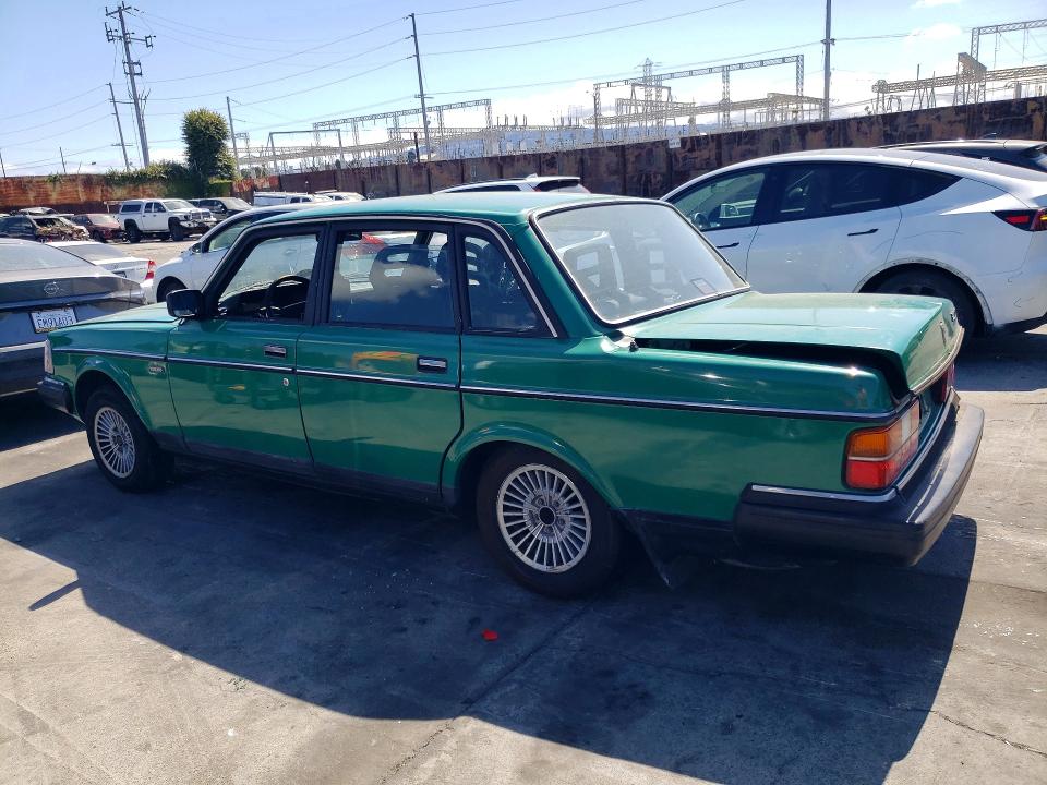 55403576 :رقم المزاد ، YV1AA8847L1392538 vin ، 1990 Volvo 240 مزاد بيع