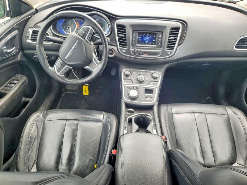 54689886 :رقم المزاد ، 1C3CCCCBXFN565925 vin ، 2015 Chrysler 200 مزاد بيع