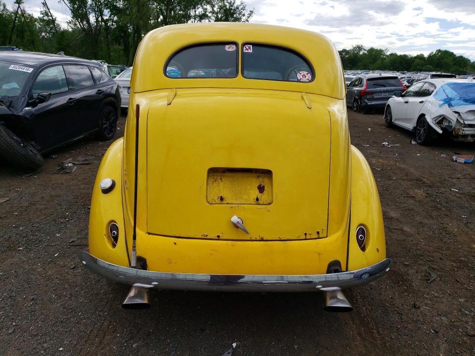 1937 Ford Custom Deluxe მანქანა იყიდება აუქციონზე, vin: 183927822, აუქციონის ნომერი: 54846846