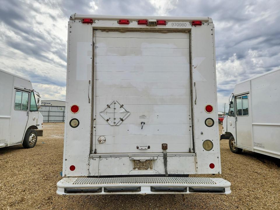 47598436 :رقم المزاد ، 4UZAANBW47CY11451 vin ، 2007 Freightliner Chassis مزاد بيع
