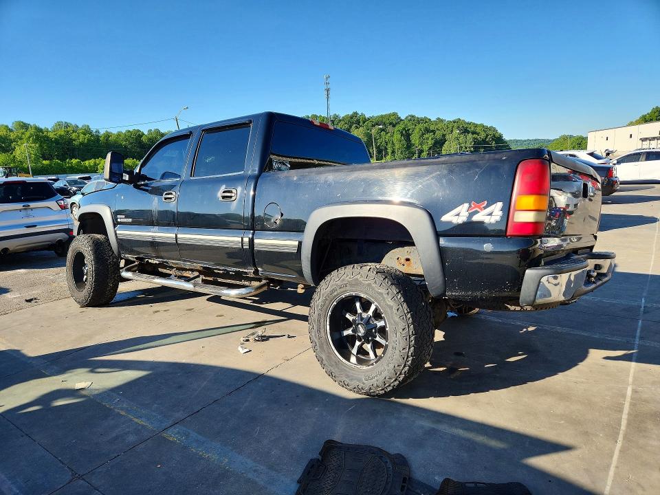 Продажа на аукционе авто 2002 Chevrolet Silverado, vin: 1GCHK231X2F210876, номер лота: 52996076