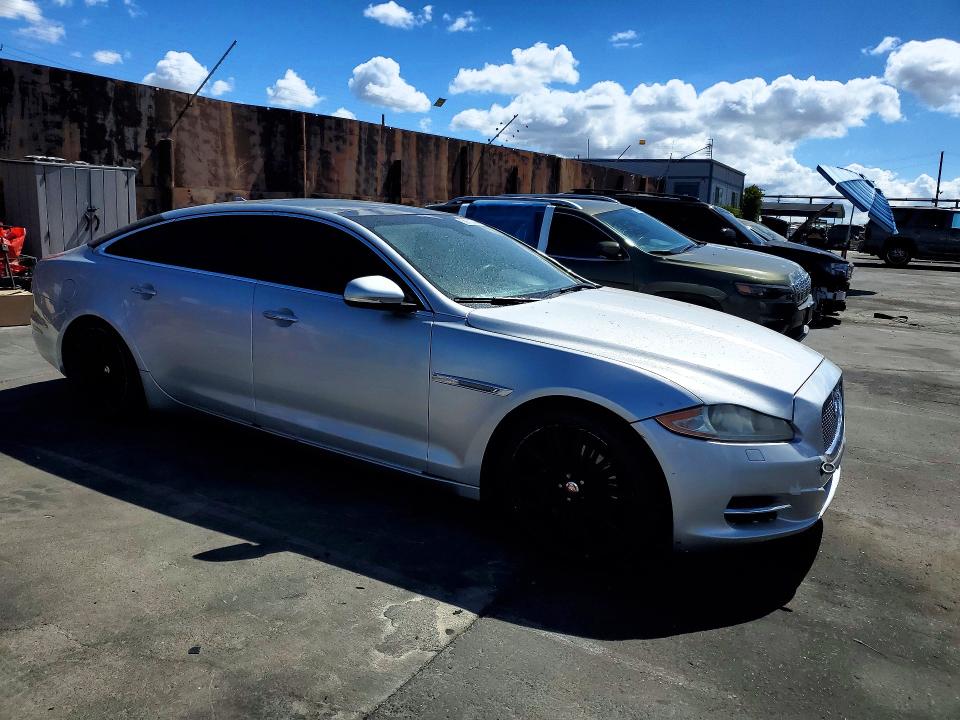 2014 Jaguar Xjl მანქანა იყიდება აუქციონზე, vin: SAJWA2GZXE8V65468, აუქციონის ნომერი: 55613246