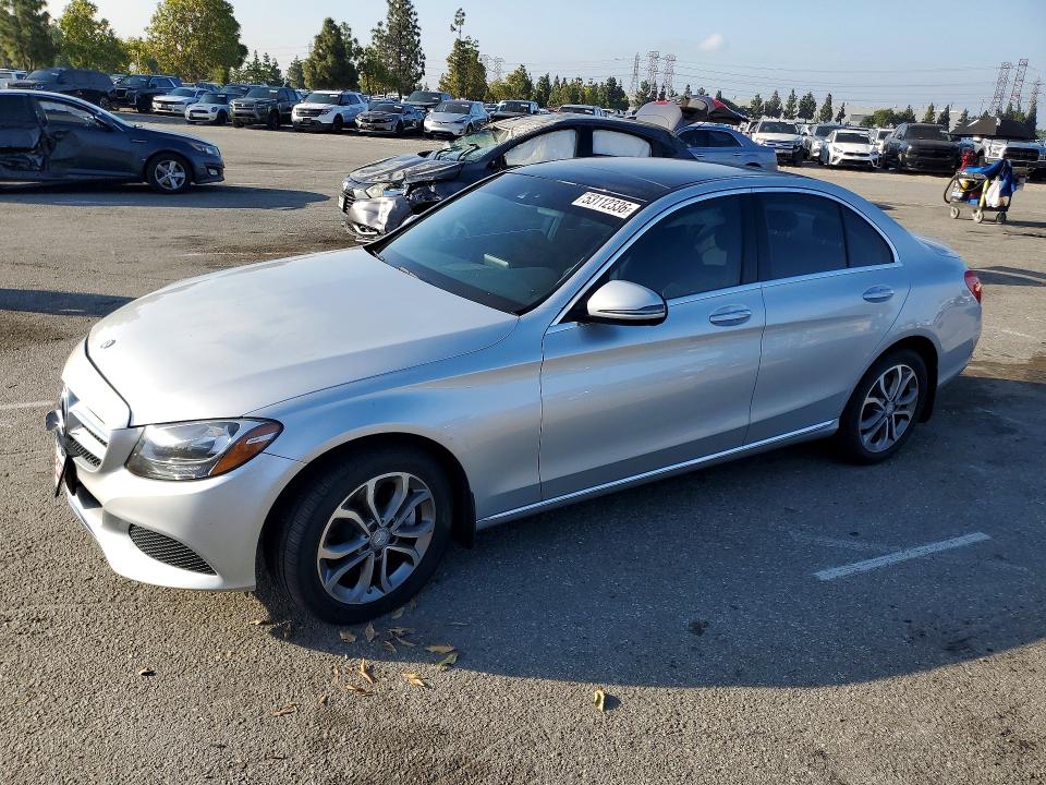 53112336 :رقم المزاد ، 55SWF4KB4GU146748 vin ، 2016 Mercedes-benz C مزاد بيع