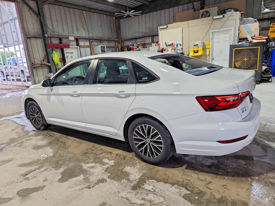 53452976 :رقم المزاد ، 3VWC57BU8MM044898 vin ، 2021 Volkswagen Jetta مزاد بيع