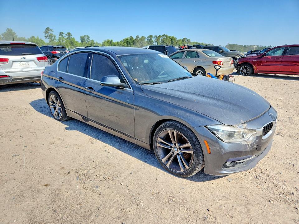 53762506 :رقم المزاد ، WBA8B9G54JNU95873 vin ، 2018 Bmw 330 مزاد بيع