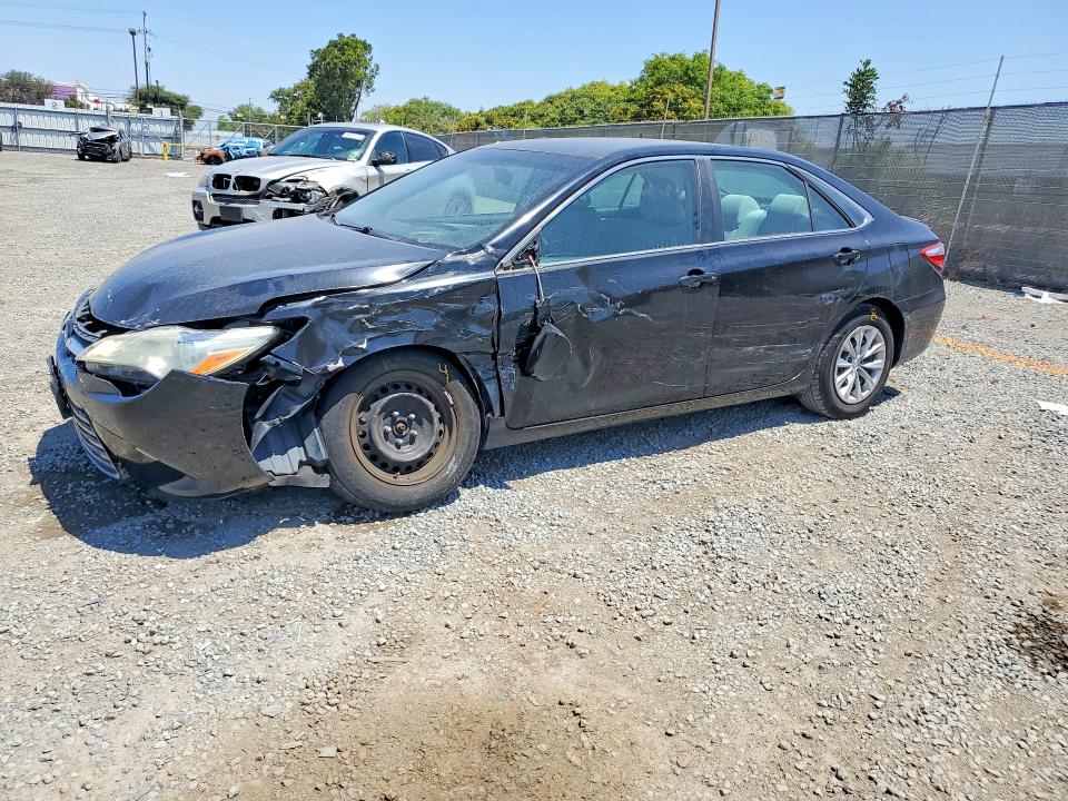 2015 Toyota Camry მანქანა იყიდება აუქციონზე, vin: 4T4BF1FK5FR444936, აუქციონის ნომერი: 54460866