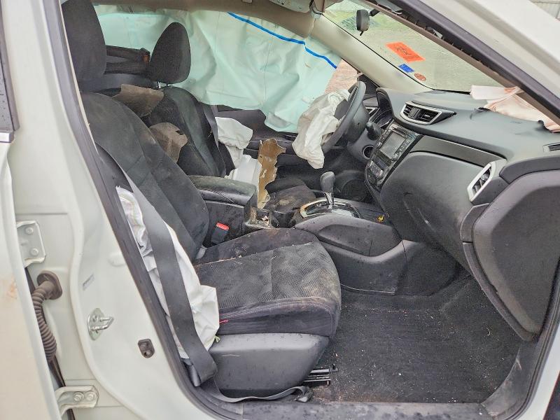 53404546 :رقم المزاد ، 5N1AT2MK5FC805515 vin ، 2015 Nissan Rogue مزاد بيع