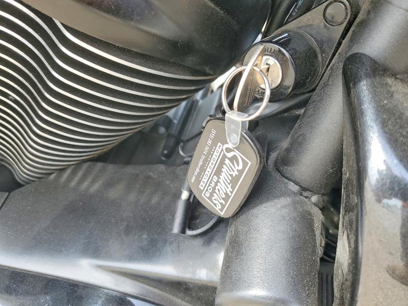 55342106 :رقم المزاد ، JKAVN2C10GA065047 vin ، 2016 Kawasaki Vn900 مزاد بيع
