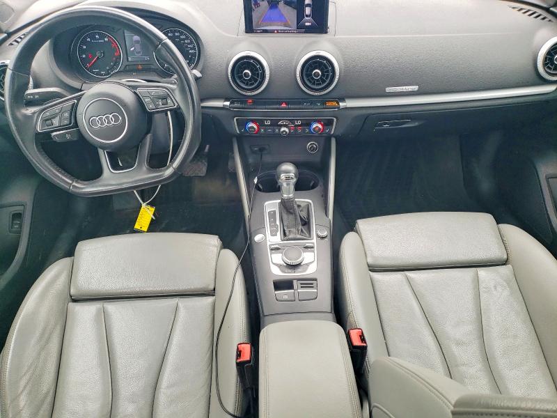 Продаж на аукціоні авто 2017 Audi A3, vin: WAUB8GFF1H1072642, номер лоту: 53702456