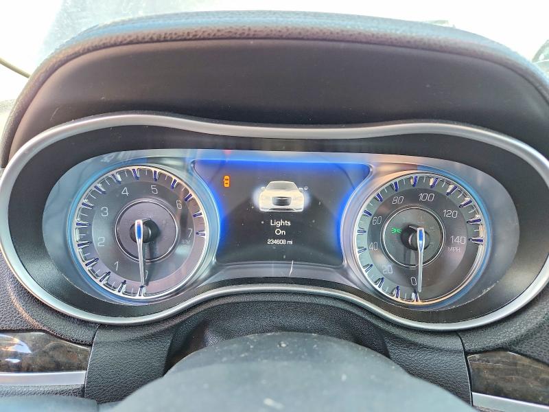 2016 Chrysler 300c მანქანა იყიდება აუქციონზე, vin: 2C3CCAKG1GH296046, აუქციონის ნომერი: 52918516