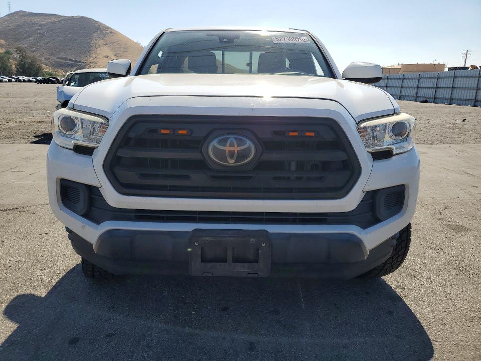 Продажа на аукционе авто 2018 Toyota Tacoma, vin: 5TFRX5GN3JX112074, номер лота: 52740076