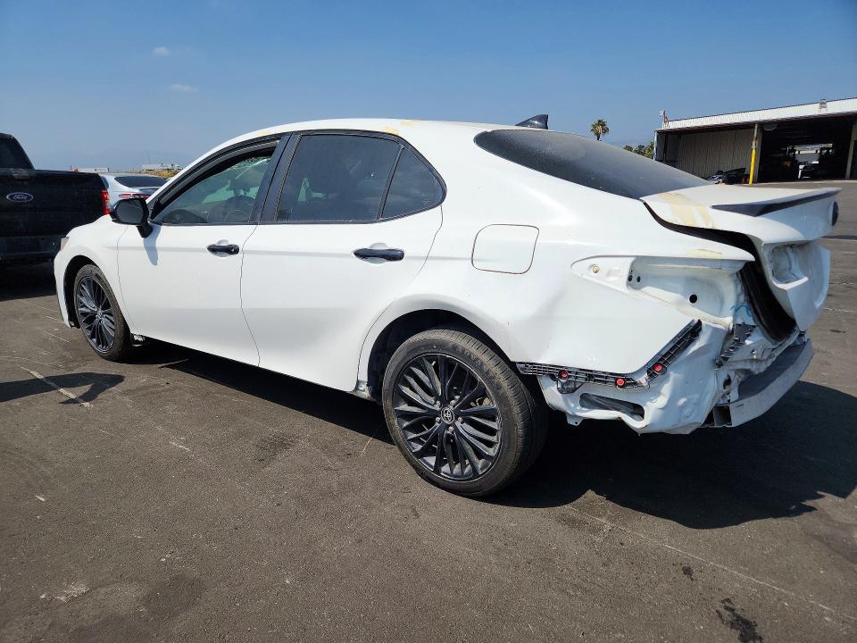 Продаж на аукціоні авто 2021 Toyota Camry, vin: 4T1G11AK0MU460416, номер лоту: 53996616