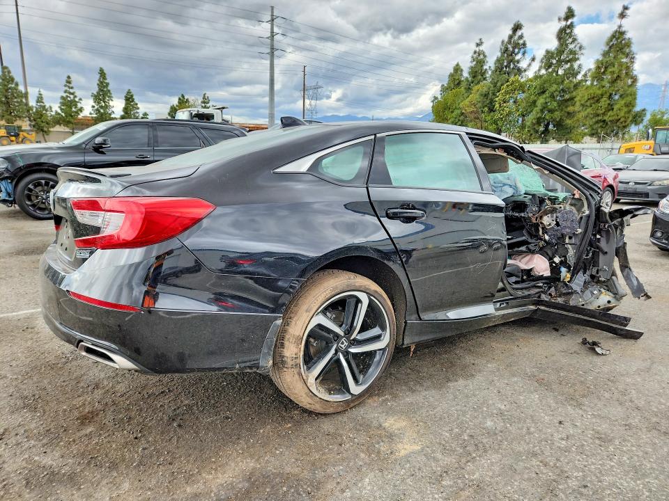 2022 Honda Accord მანქანა იყიდება აუქციონზე, vin: 1HGCV1F42NA082363, აუქციონის ნომერი: 52257676