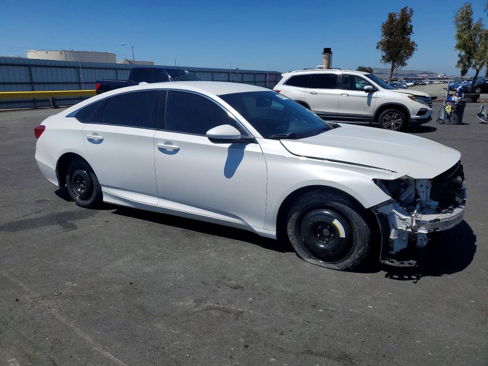 52881016 :رقم المزاد ، 1HGCV1F33LA141859 vin ، 2020 Honda Accord مزاد بيع