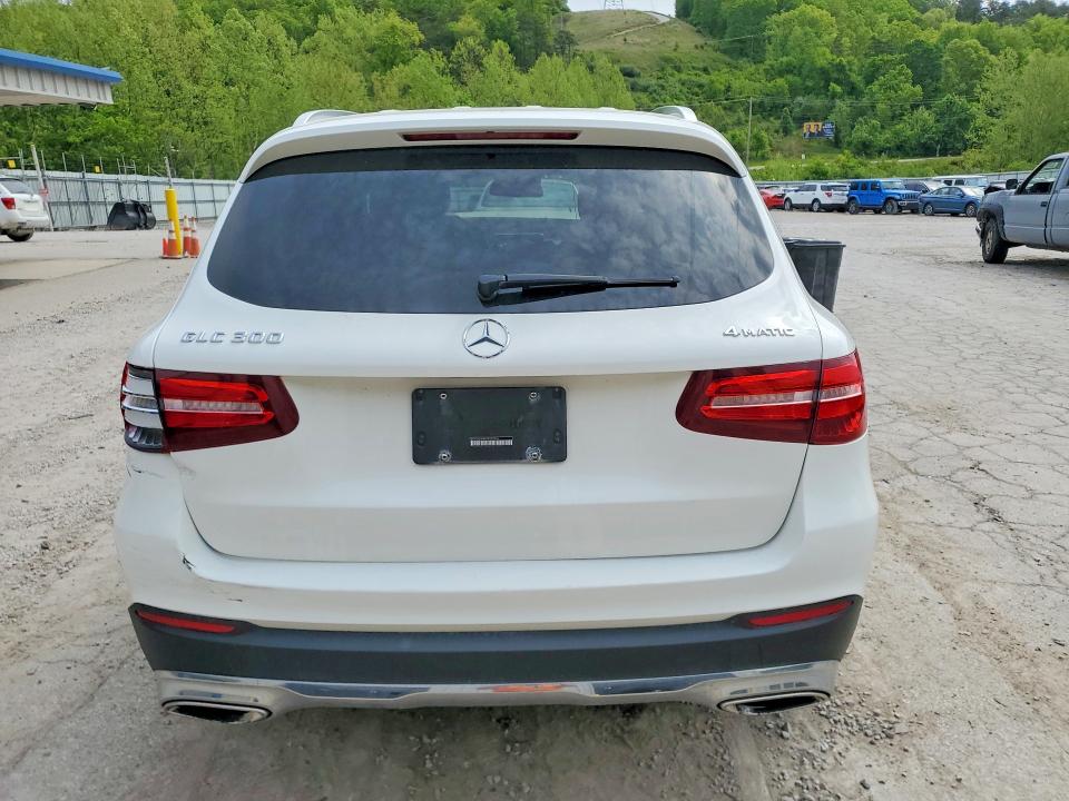 52170826 :رقم المزاد ، WDC0G4KB6GF025956 vin ، 2016 Mercedes-benz Glc مزاد بيع