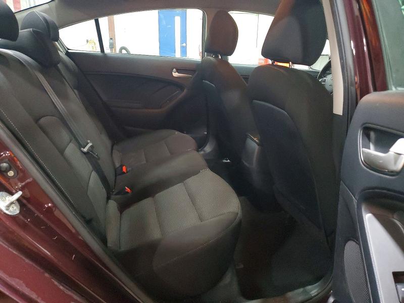 2018 Kia Forte მანქანა იყიდება აუქციონზე, vin: 3KPFK4A77JE178732, აუქციონის ნომერი: 53735316
