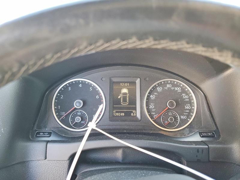54556926 :رقم المزاد ، WVGAV7AX5HK042055 vin ، 2017 Volkswagen Tiguan مزاد بيع