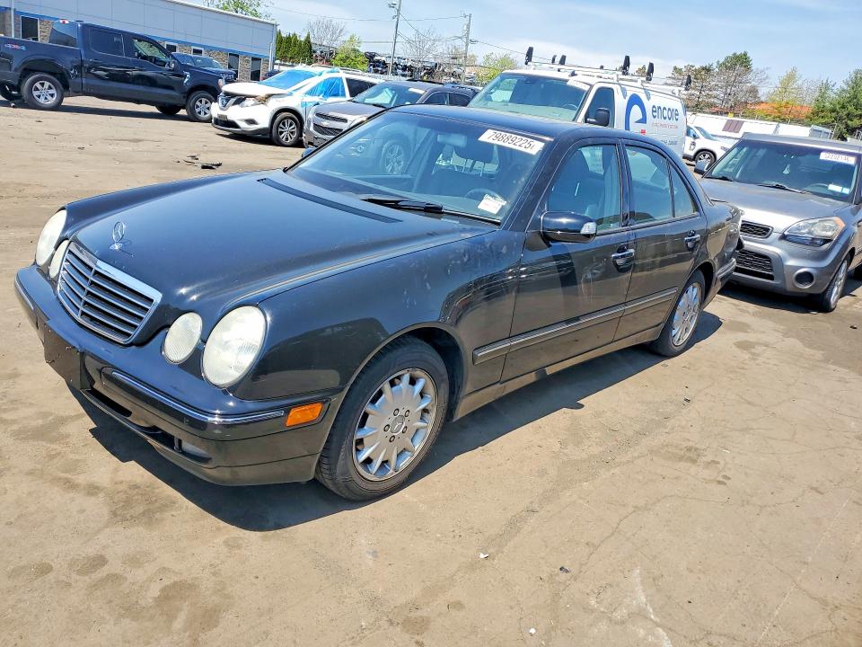2000 Mercedes-benz E მანქანა იყიდება აუქციონზე, vin: WDBJF65J0YB086416, აუქციონის ნომერი: 79889225