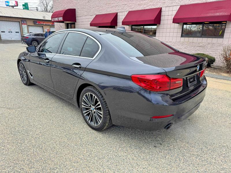 54777906 :رقم المزاد ، WBAJA7C5XJWA73151 vin ، 2018 Bmw 530 مزاد بيع