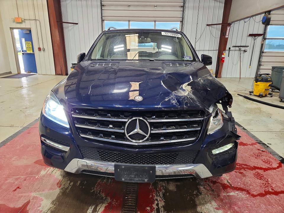 Продажа на аукционе авто 2015 Mercedes-benz Ml, vin: 4JGDA5HB2FA555340, номер лота: 72770905
