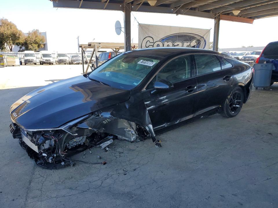 51916986 :رقم المزاد ، KNAG24J76T5457346 vin ، 2026 Kia K5 مزاد بيع