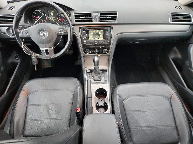 54156236 :رقم المزاد ، 1VWBV7A37FC017541 vin ، 2015 Volkswagen Passat مزاد بيع